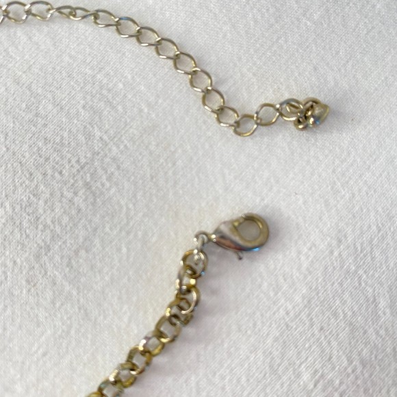 Shades Of Green Stone Bib Necklace Silver Tone Chain - Picture 3 of 5